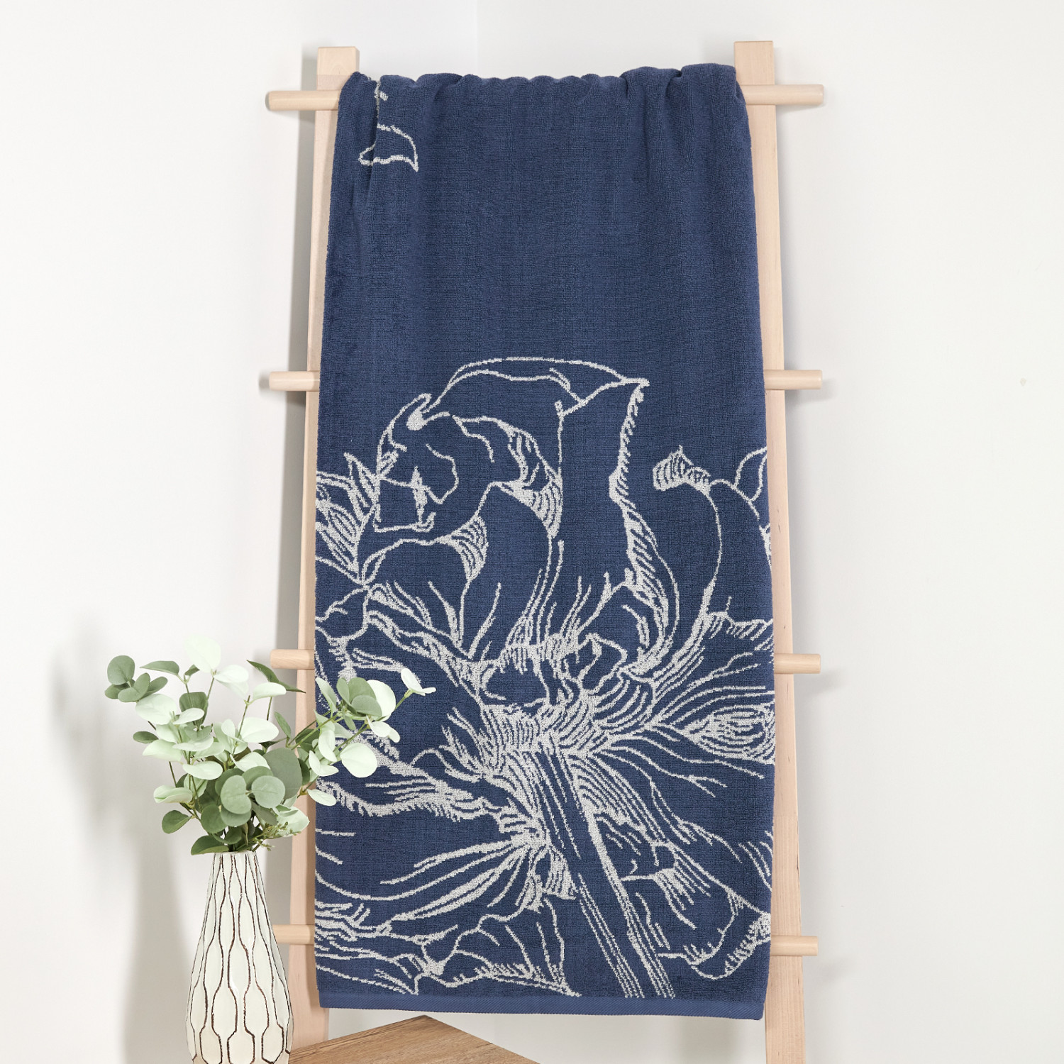 Полотенце махровое Duality, синее - фото № 2