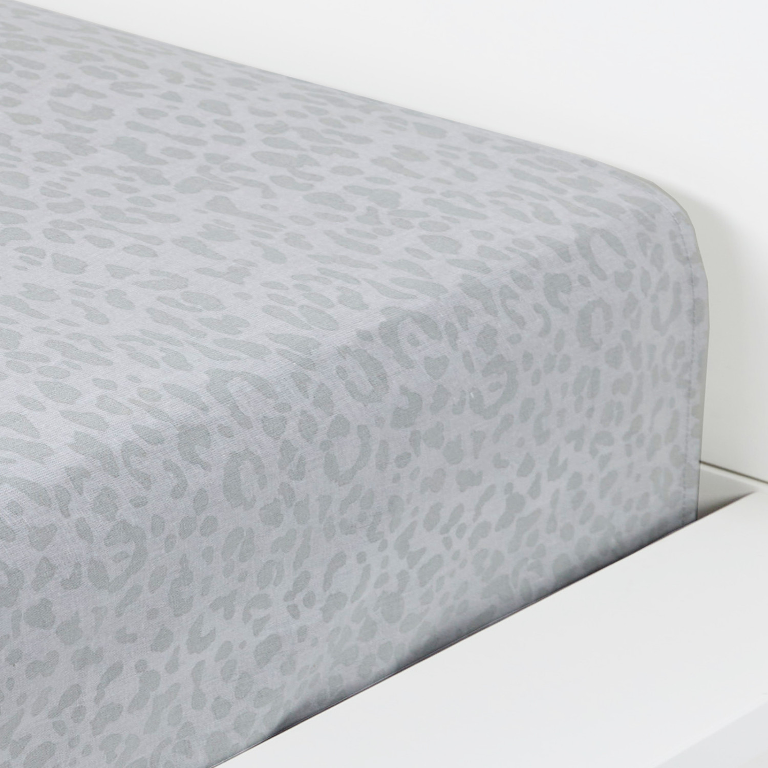 Простыня на резинке Vigezzo