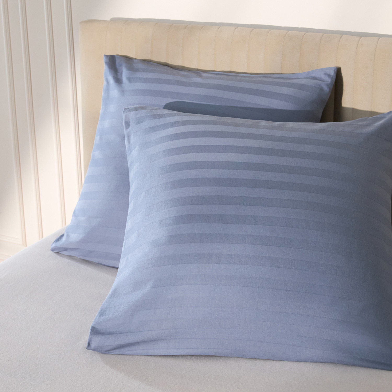 Комплект наволочек Темная вода/Dark water