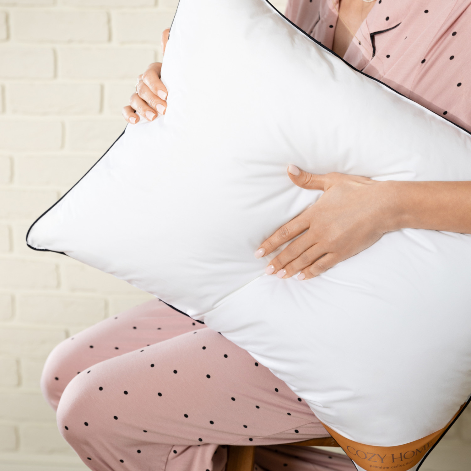 Подушка Черно-белый/Nero Bianco, трехкамерная - фото № 10