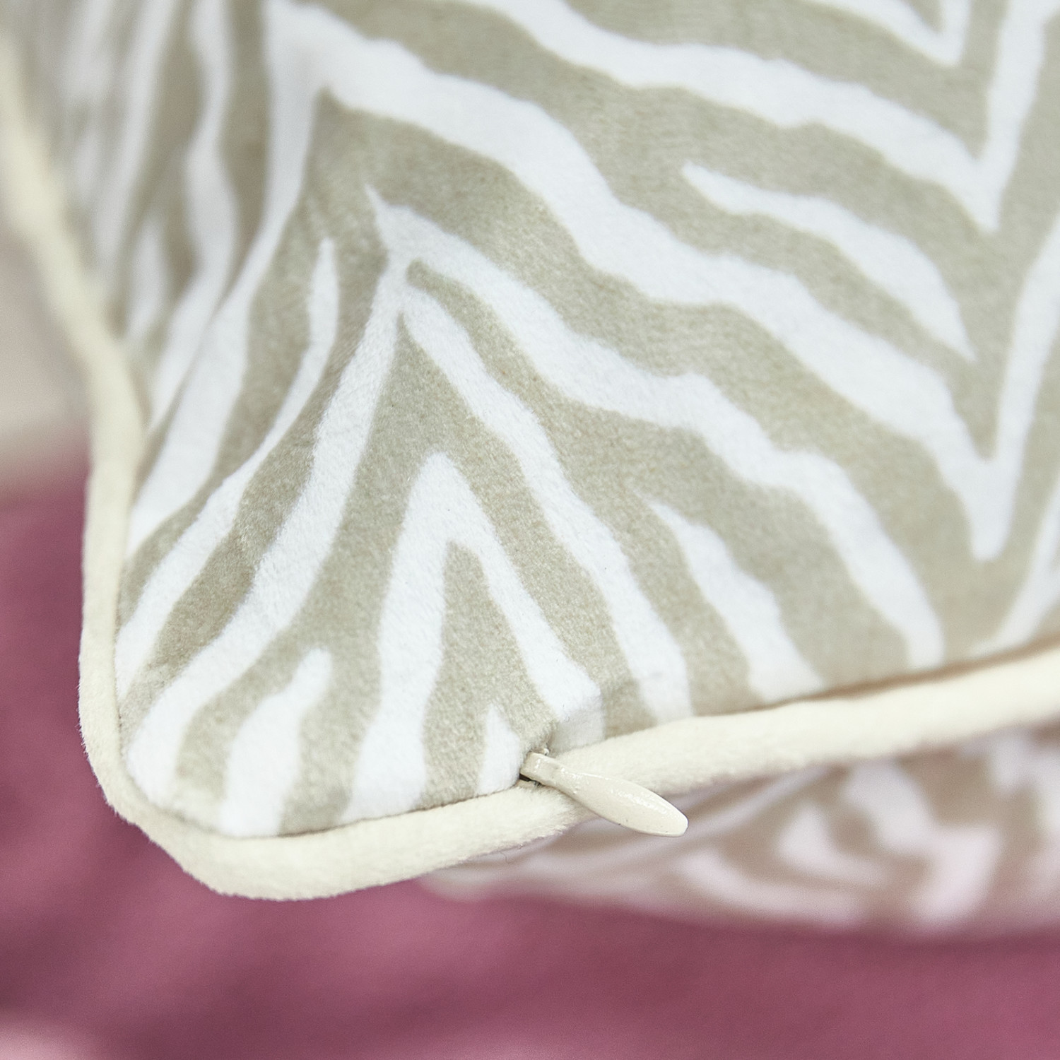 Наволочка декоративная Tiger bianca I - фото № 4