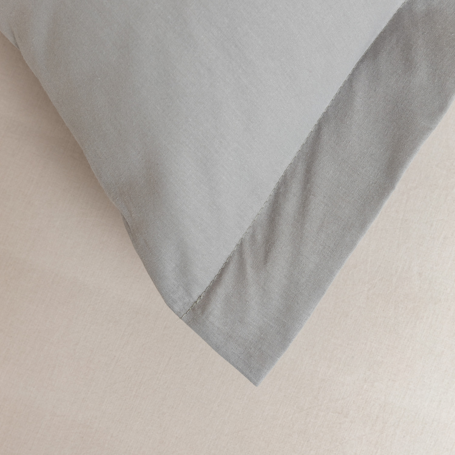 Комплект наволочек Туман/Fog с ушками - фото № 3