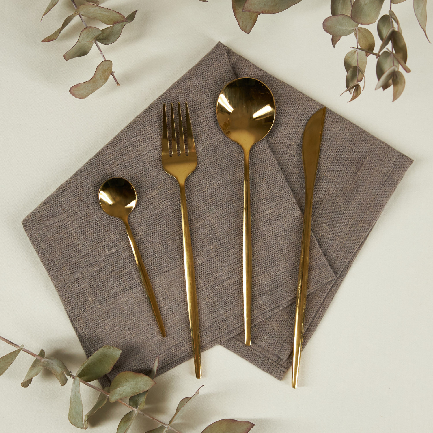 Набор столовых приборов Salute III