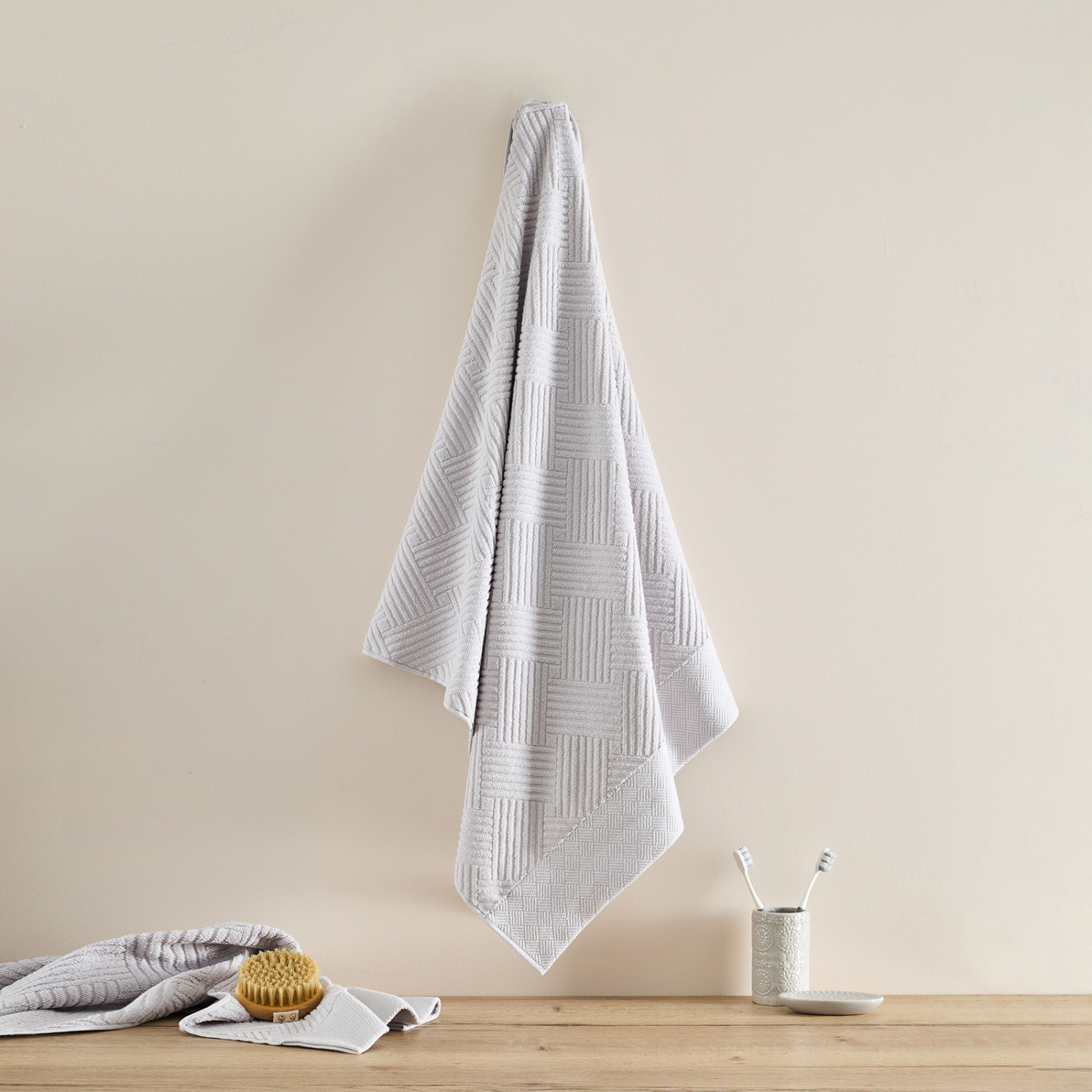 Полотенце махровое Zigzag, серое