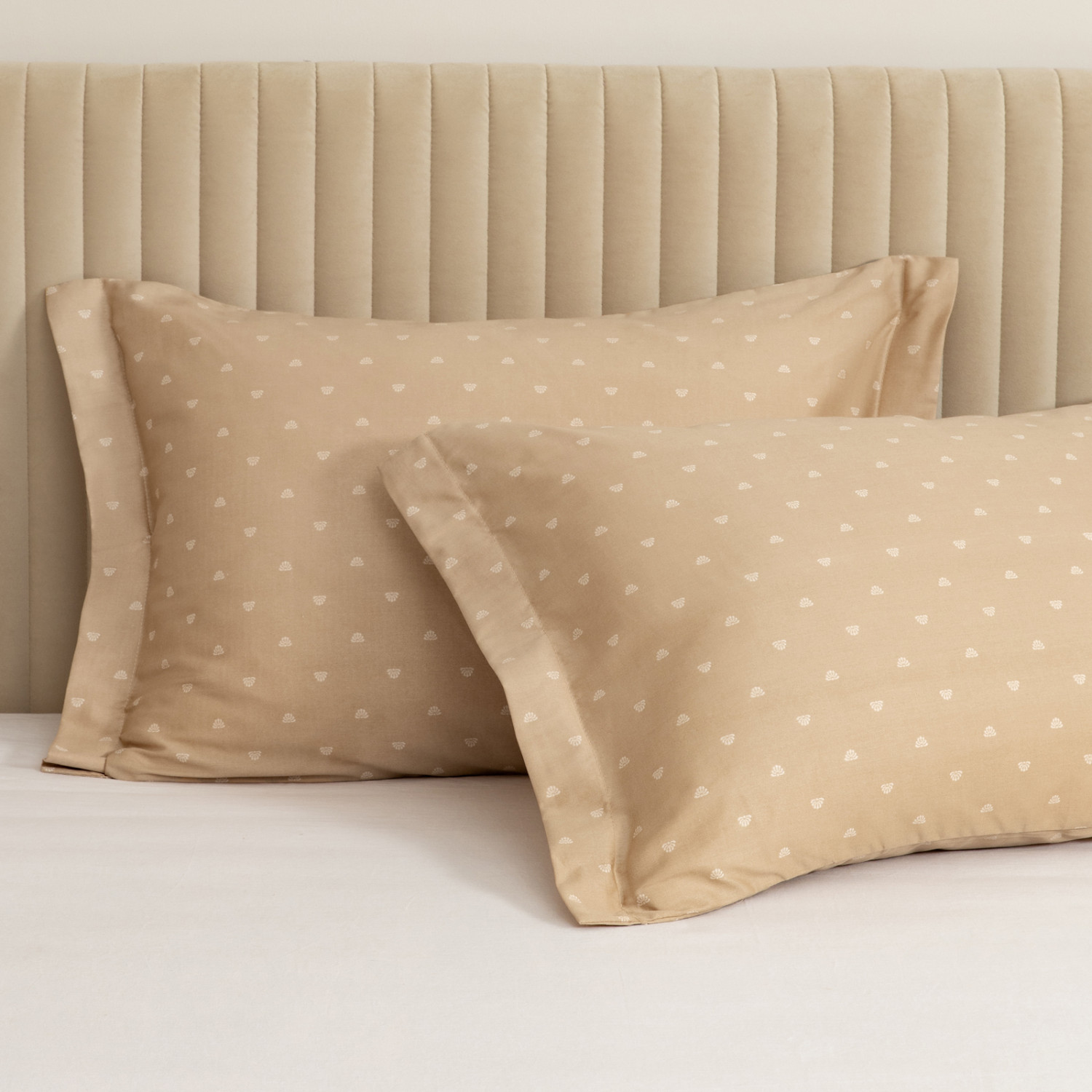 Комплект наволочек Crown с ушками