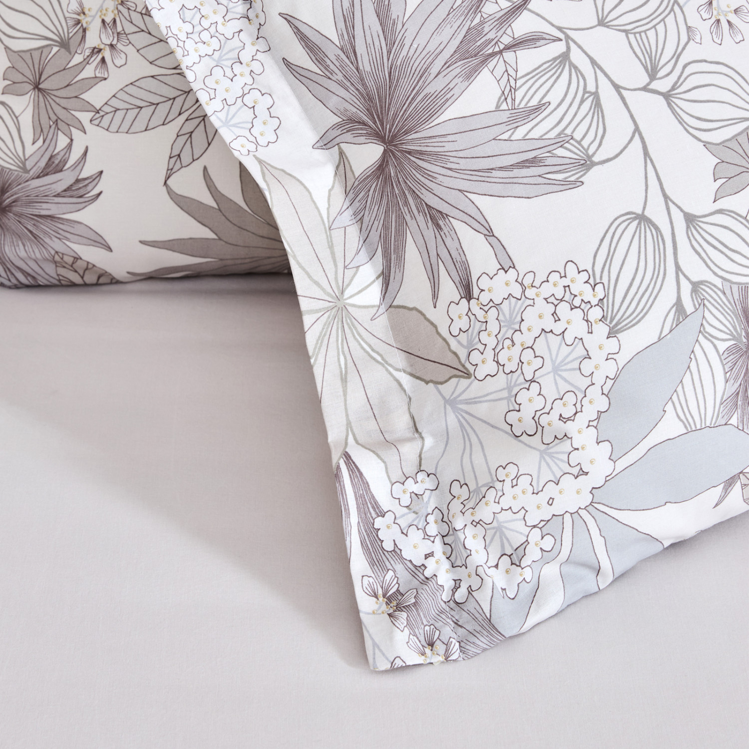 Комплект наволочек Золотая нить/Filo d'oro с ушками - фото № 3