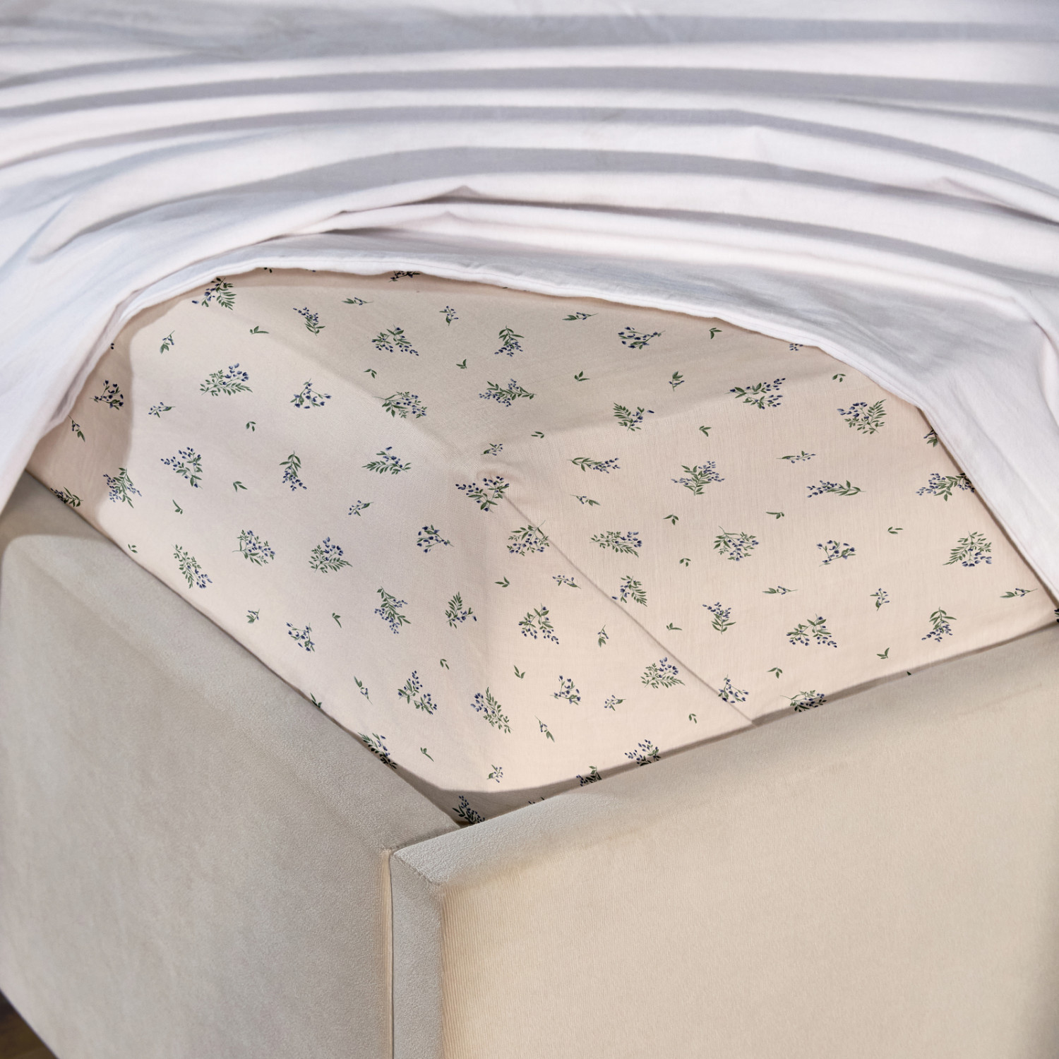 Простыня Туманные цветы/Misty flowers