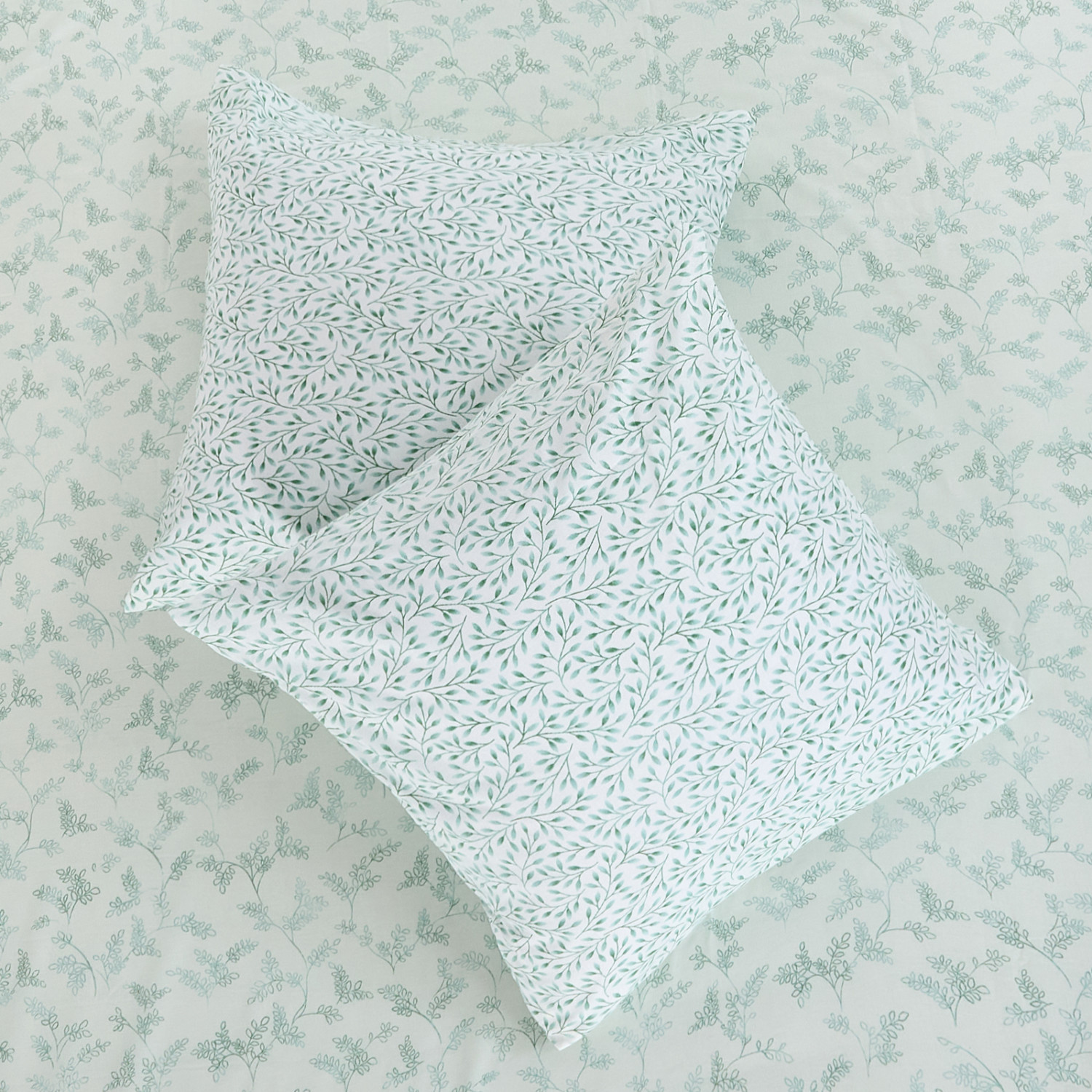 Комплект наволочек Foglio, зеленый