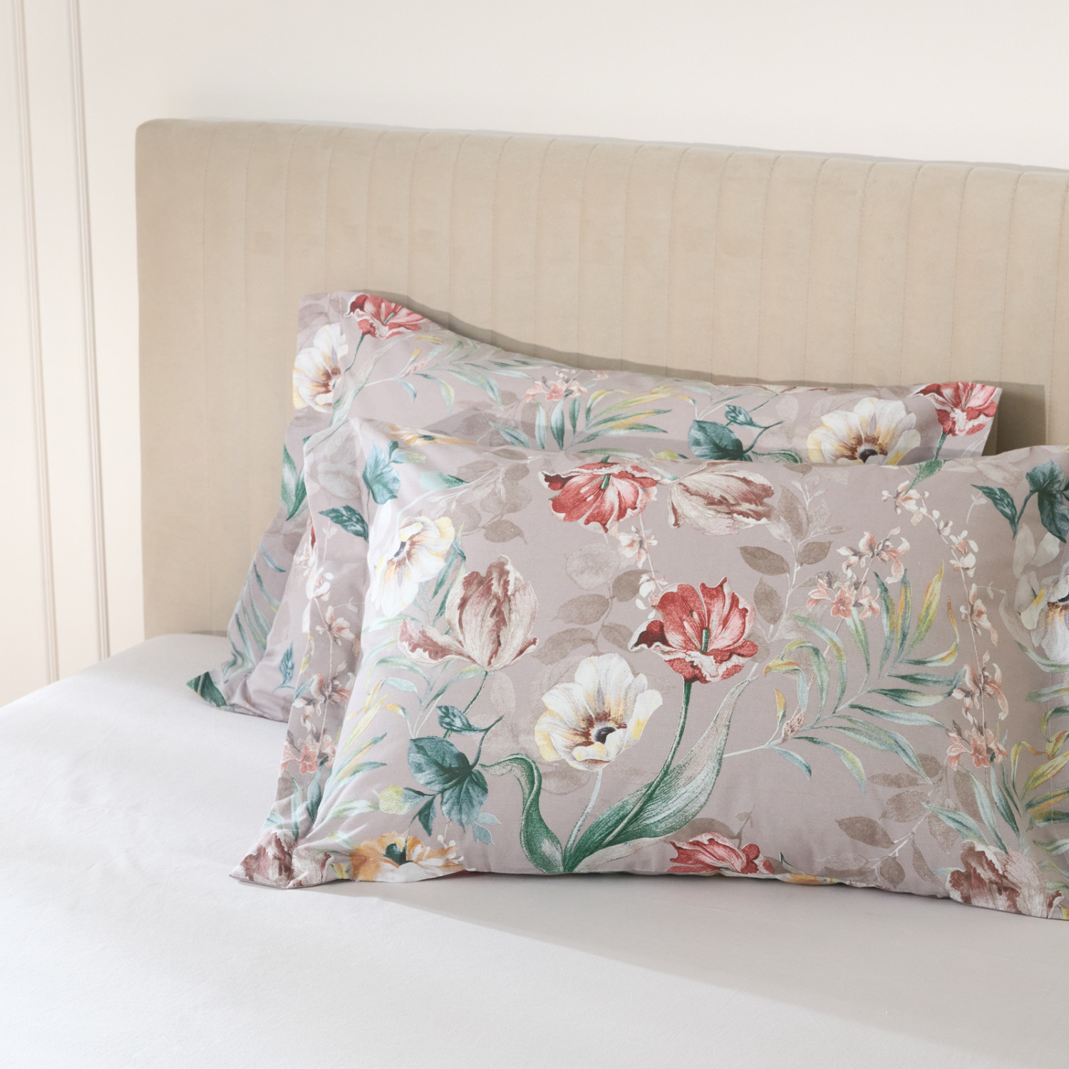 Комплект наволочек Charlotte с ушками