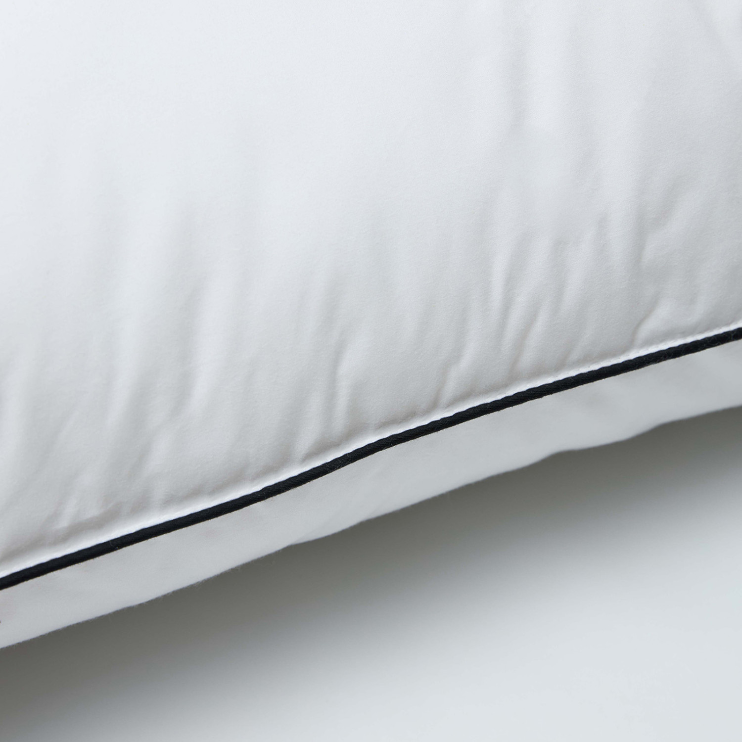 Подушка Черно-белый/Nero Bianco, трехкамерная - фото № 5