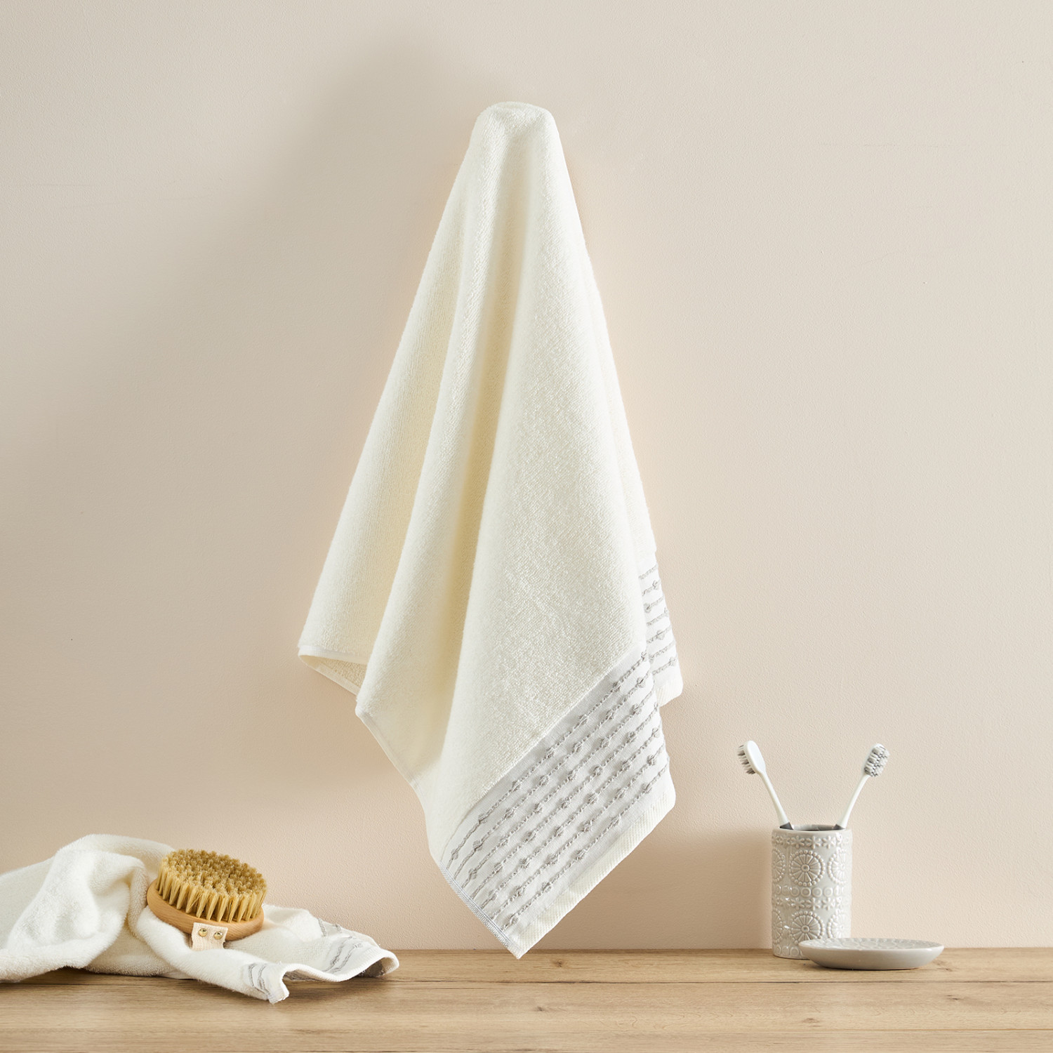 Полотенце махровое Punto, кремовое - фото № 2