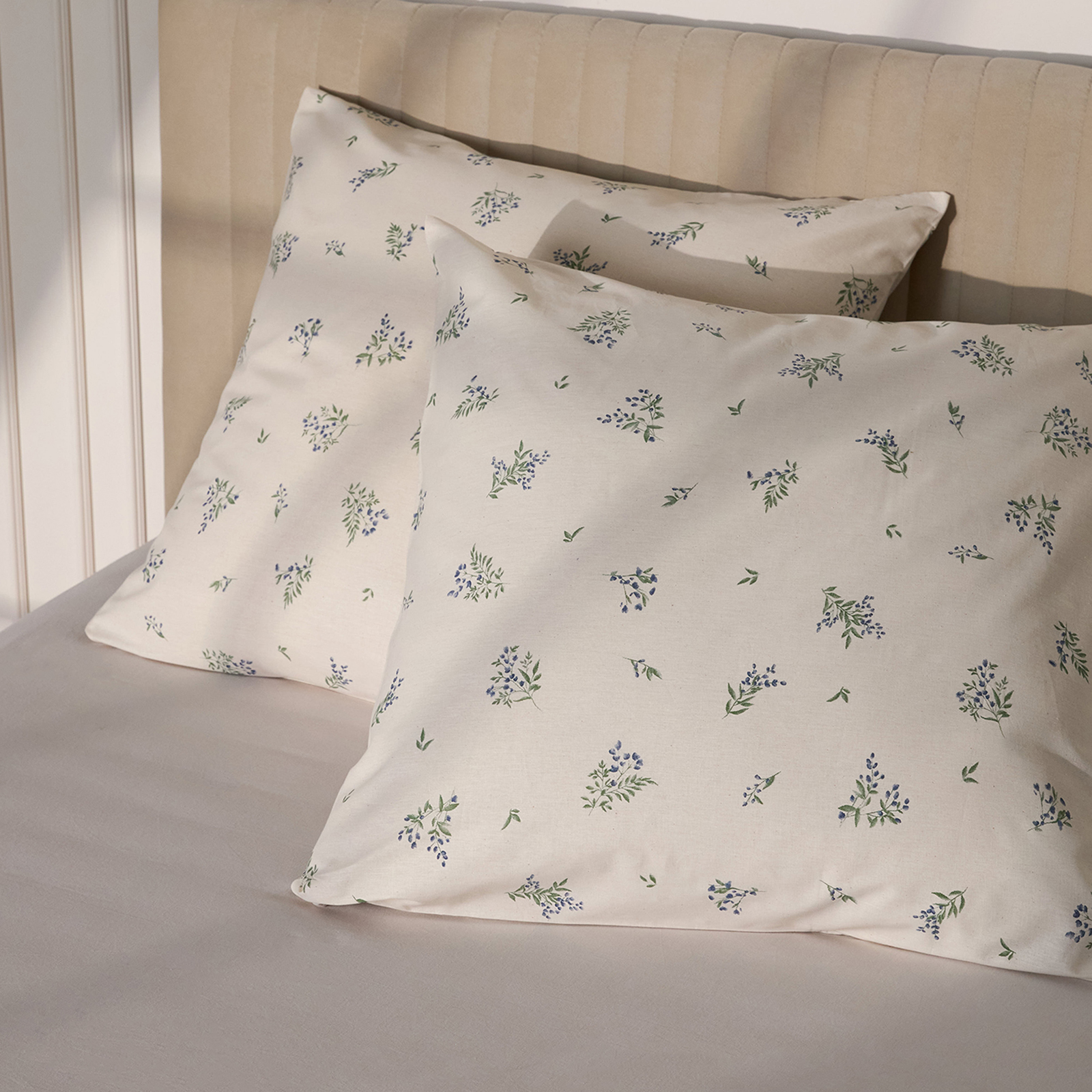 Комплект наволочек Туманные цветы/Misty flowers