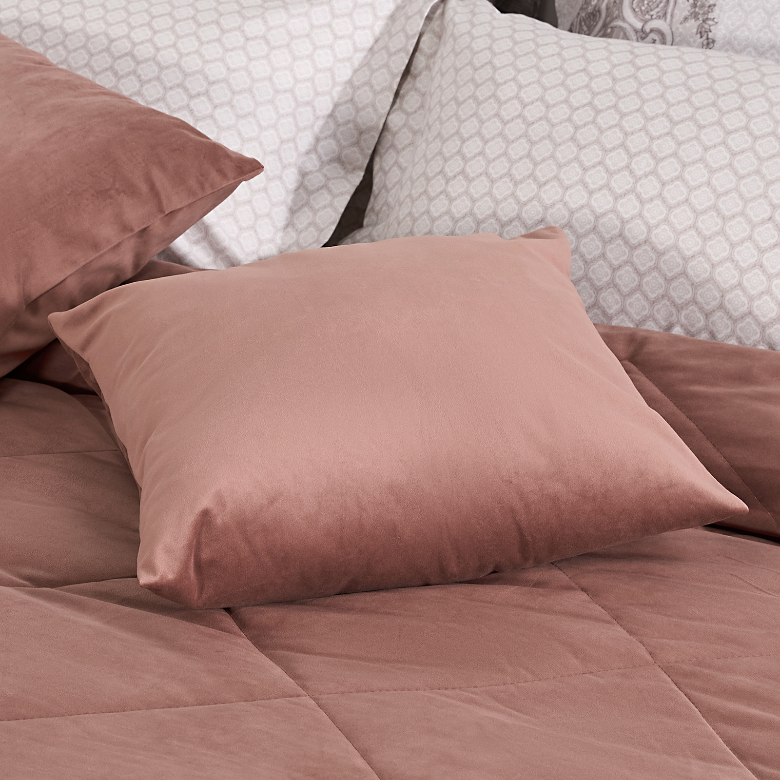 Подушка декоративная Vellut, какао подушка автомобильная косточка на подголовник лен коричневый 16х24 см