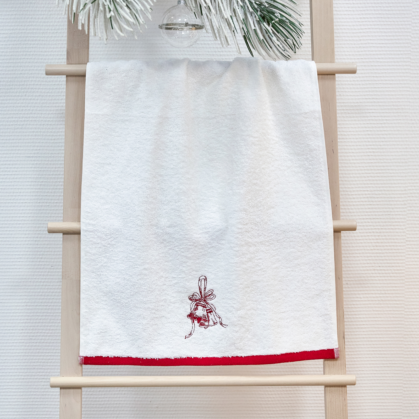 Полотенце Christmas bell CozyHome, цвет белый, размер Один размер - фото 1