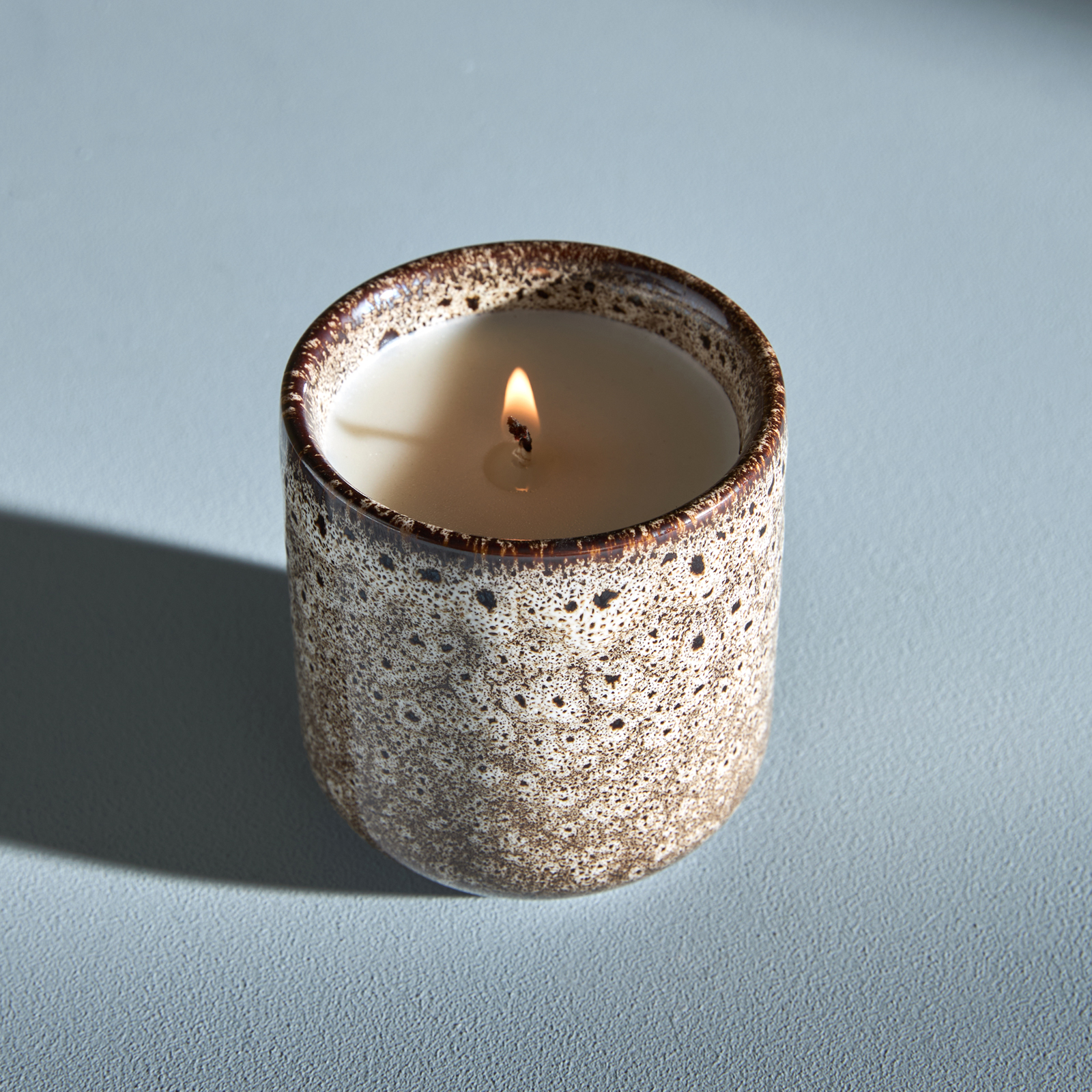 Свеча ароматическая Stelvio Груша и фрезия CozyHome, цвет коричневый, размер Один размер - фото 2
