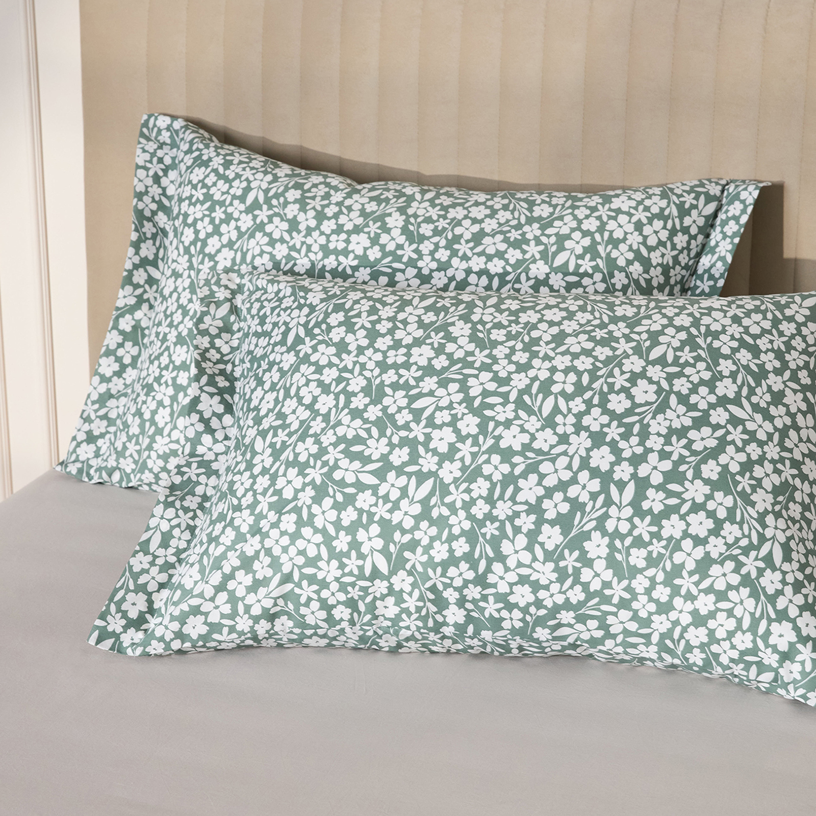 Комплект наволочек Нефрит (цветы) с ушками