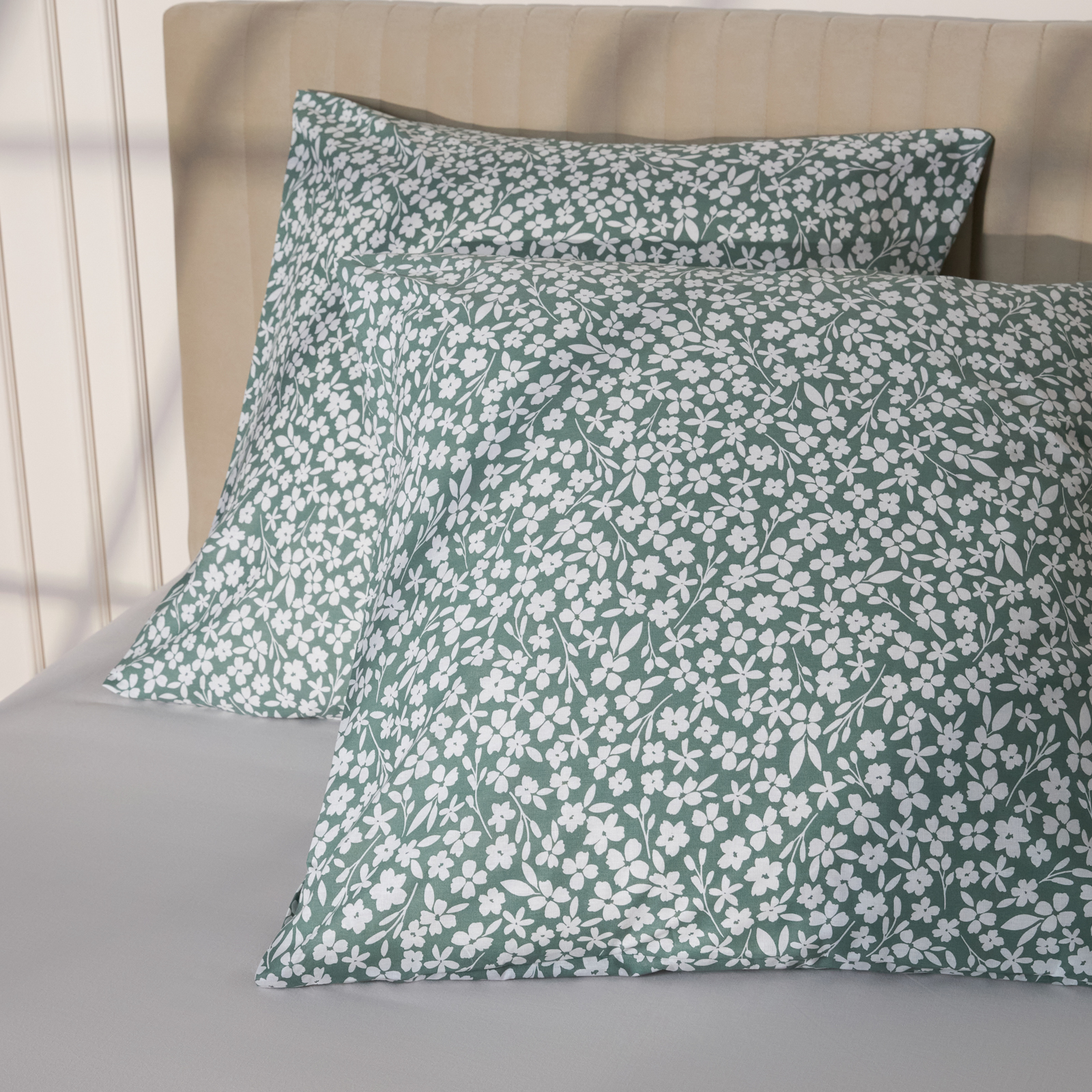 Комплект наволочек Нефрит (цветы)