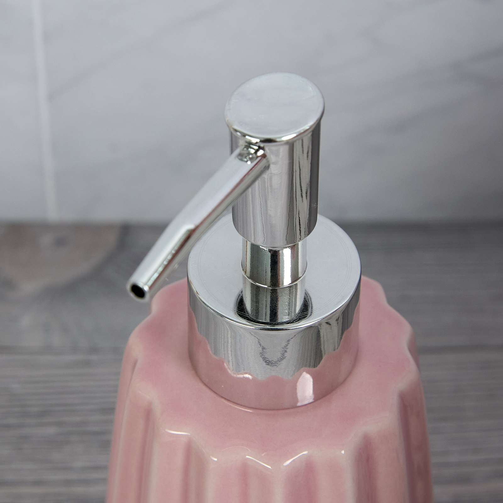 Дозатор для мыла Rotondo CozyHome, цвет розовый, размер Один размер - фото 2