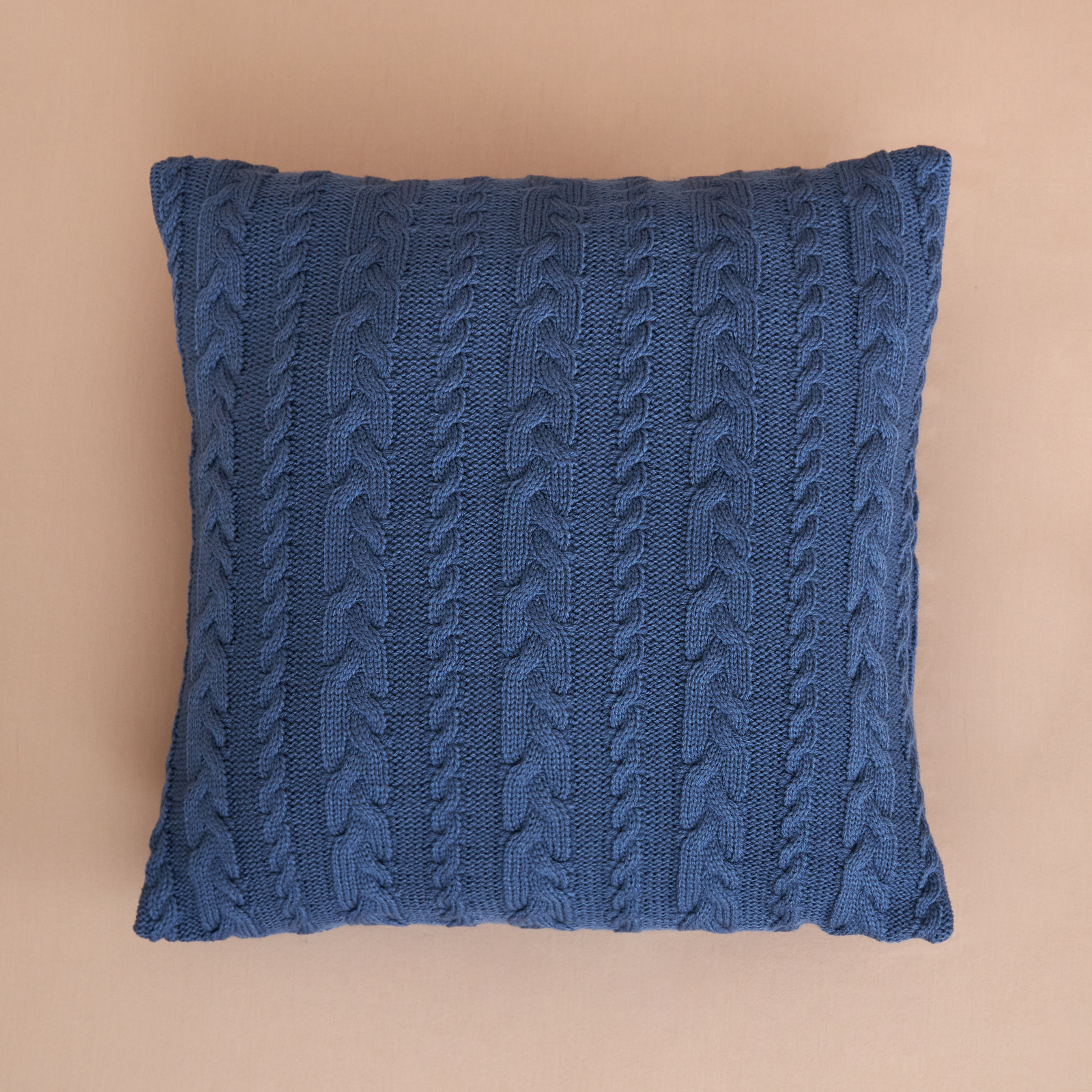 Подушка декоративная Novallas, синяя декоративная подушка синий микровельвет синий микровельвет