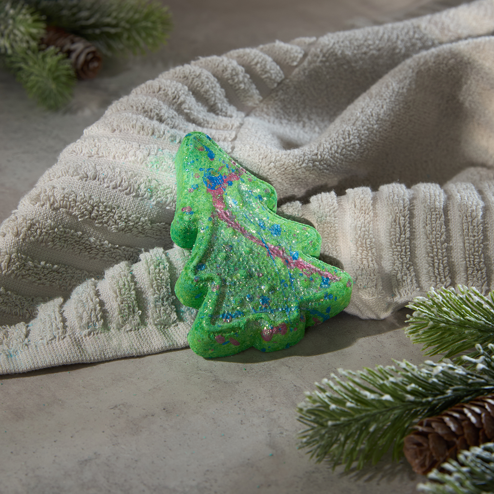 Бомбочка Елка 70 гр.