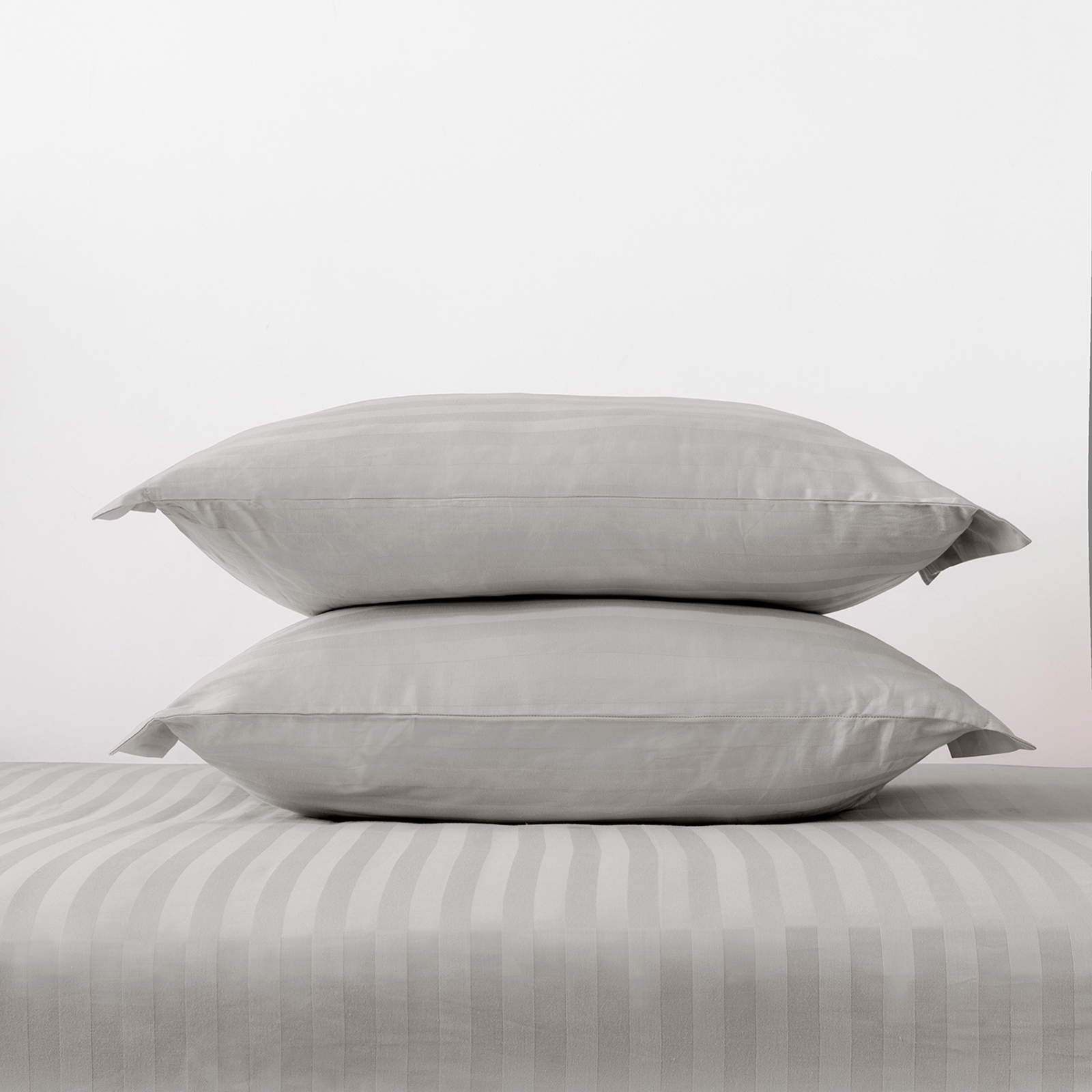Комплект наволочек Пепельно-серый/Ash gray с ушками I