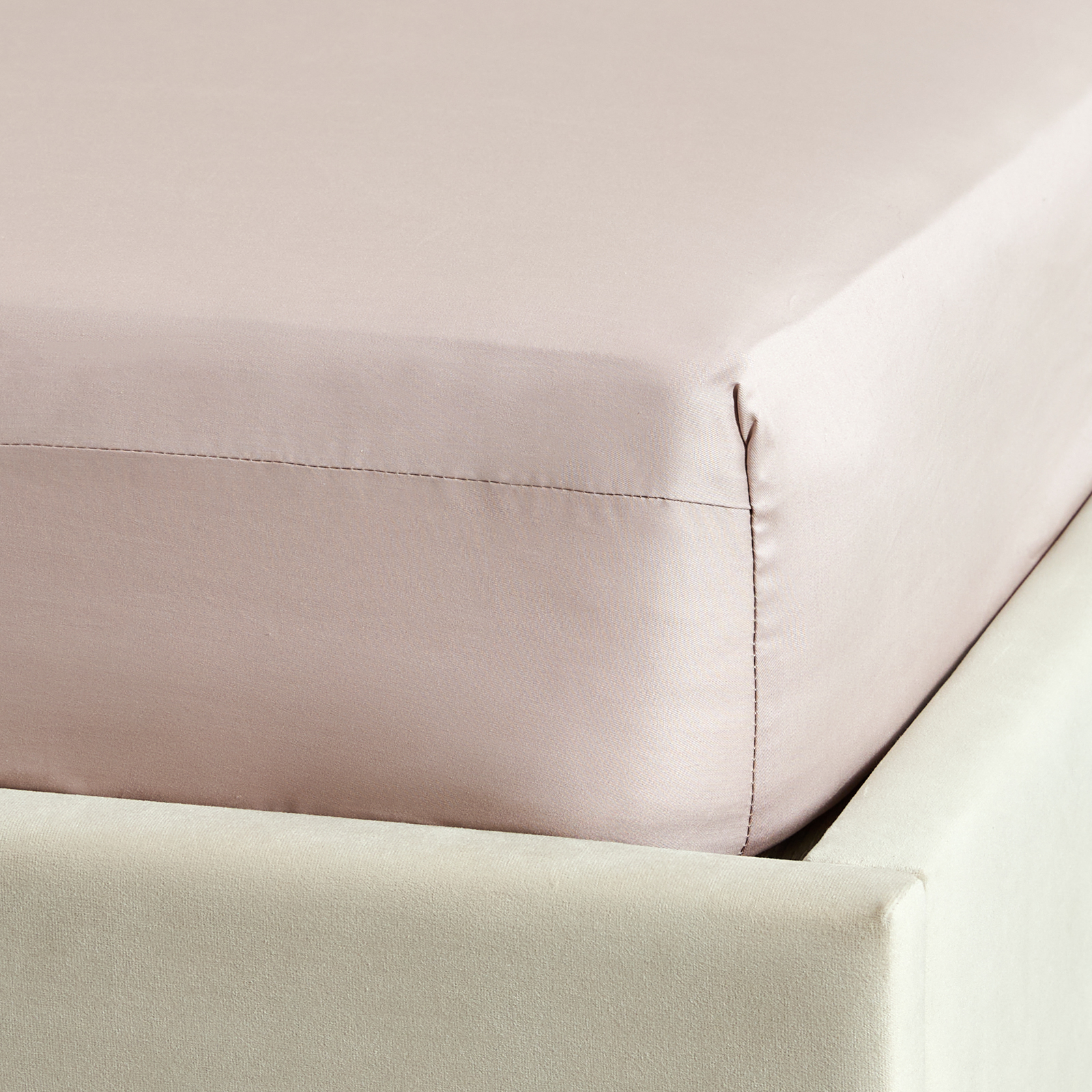 Простыня на резинке Кристальный беж/Crystal beige