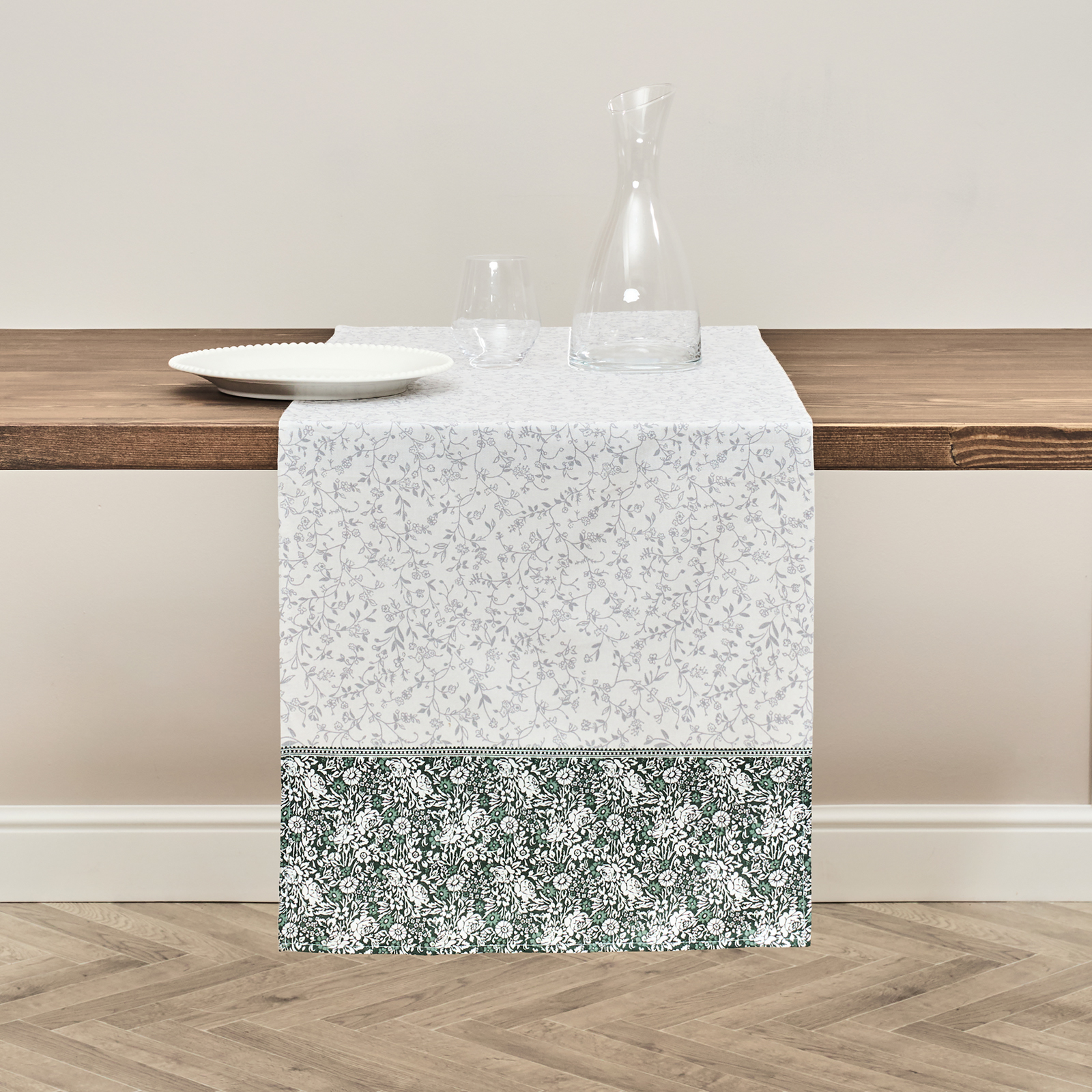 Скатерть-дорожка Цветочное кружево/Floral lace