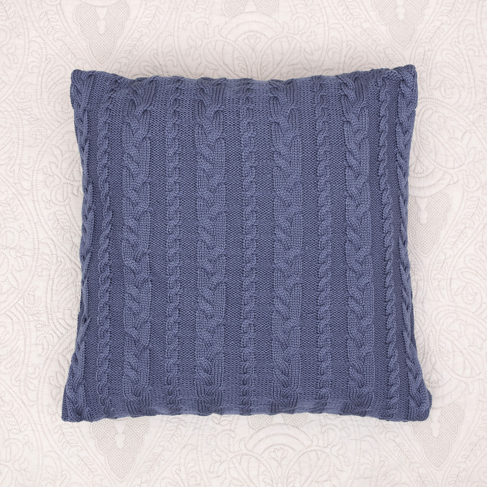 Подушка декоративная Novallas, голубая декоративная подушка синий микровельвет синий микровельвет