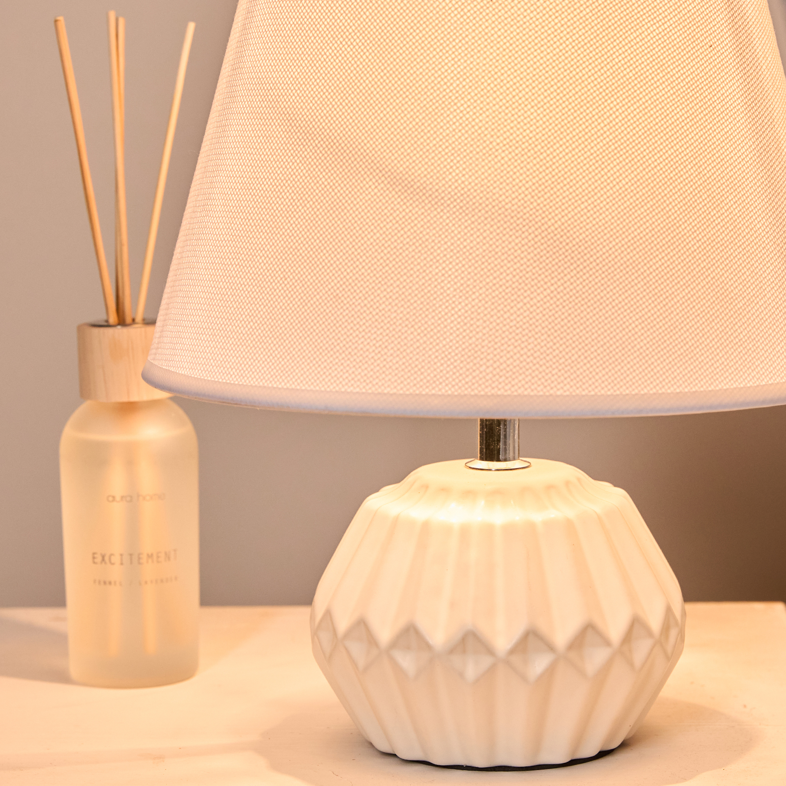 Лампа Favia CozyHome, цвет белый, размер Один размер - фото 4