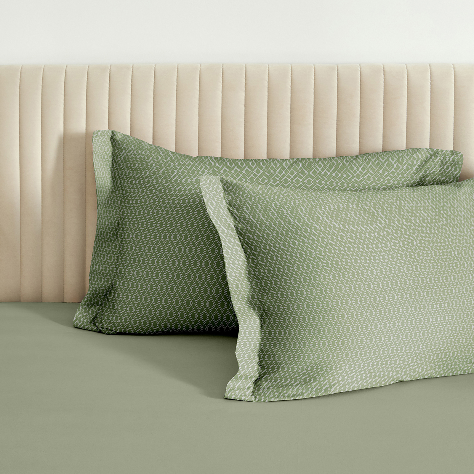 Комплект наволочек Зеленое яблоко/Green apple с ушками