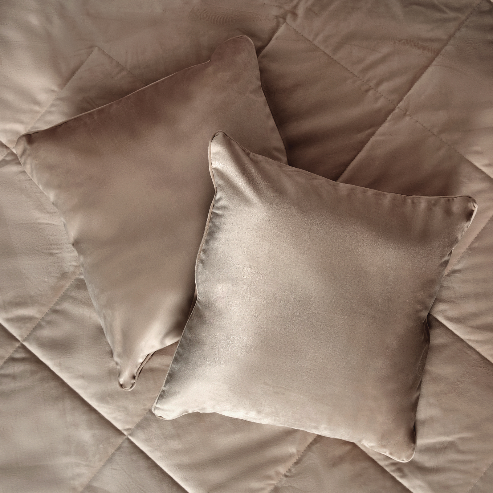 Подушка декоративная Vellut, бежевая подушка декоративная vellut