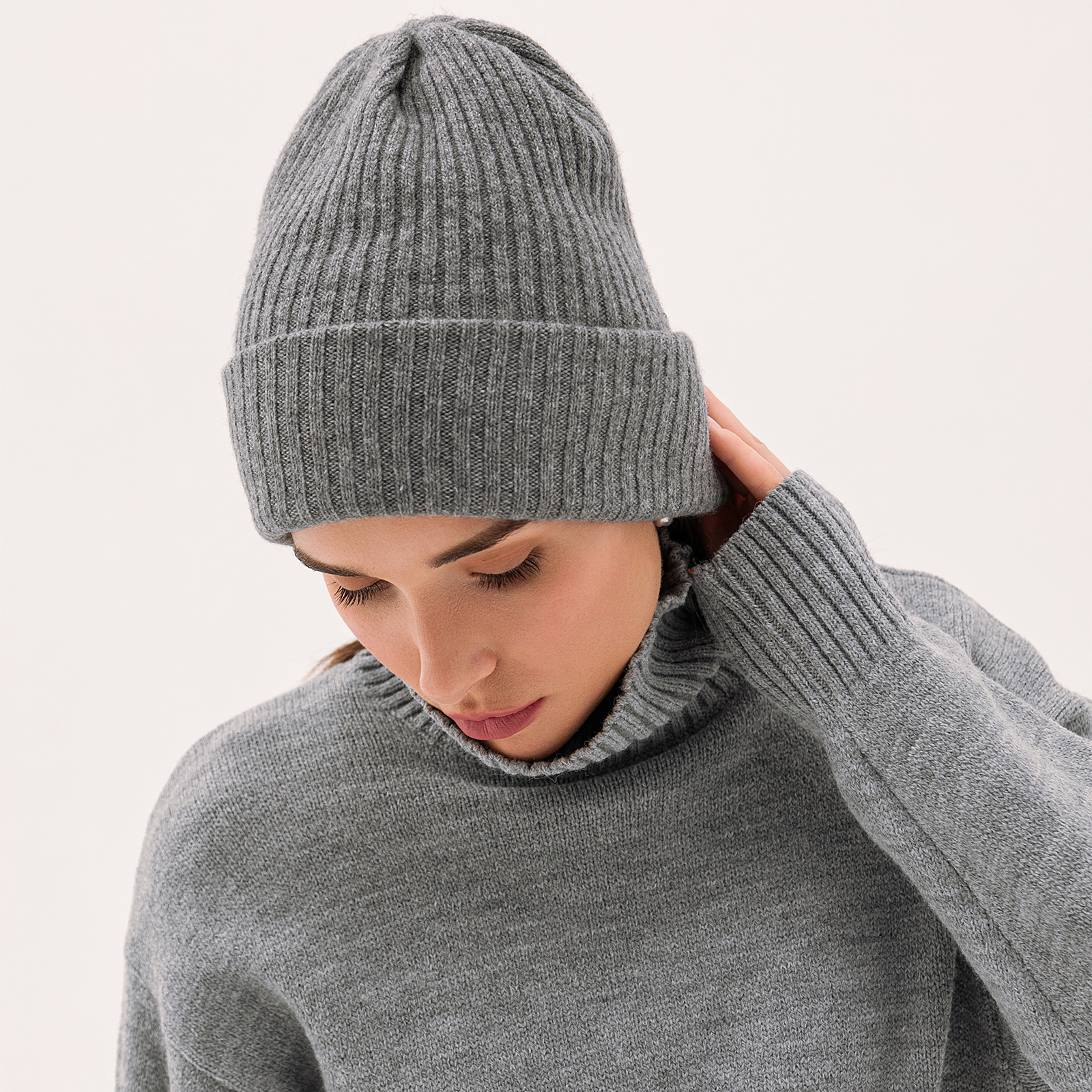 Шапка Монблан/Mont Blanc, серая