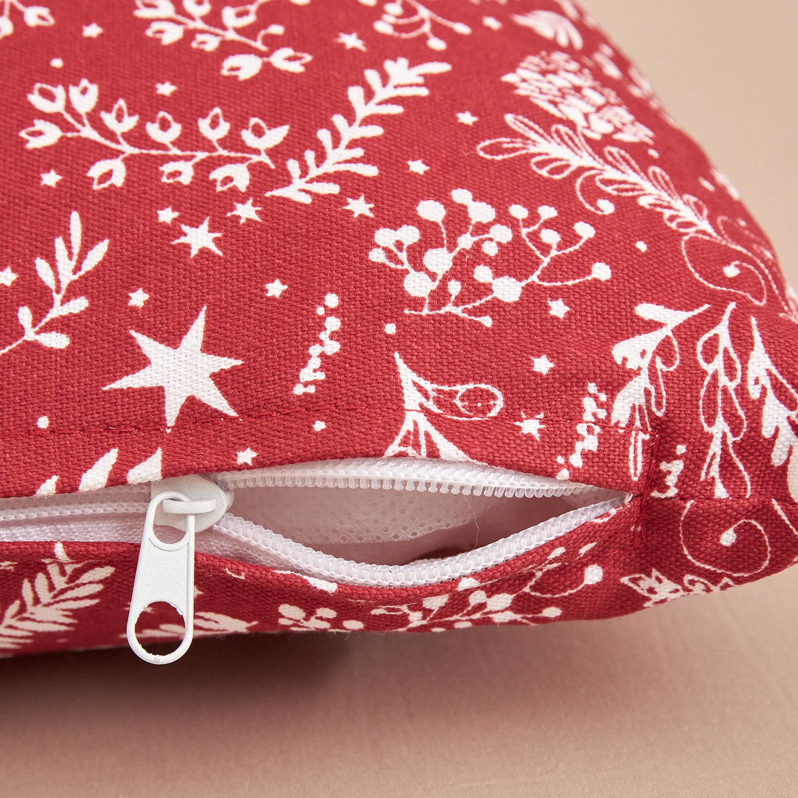 Подушка декоративная Natalizio CozyHome, цвет красный, размер 45х45 - фото 3