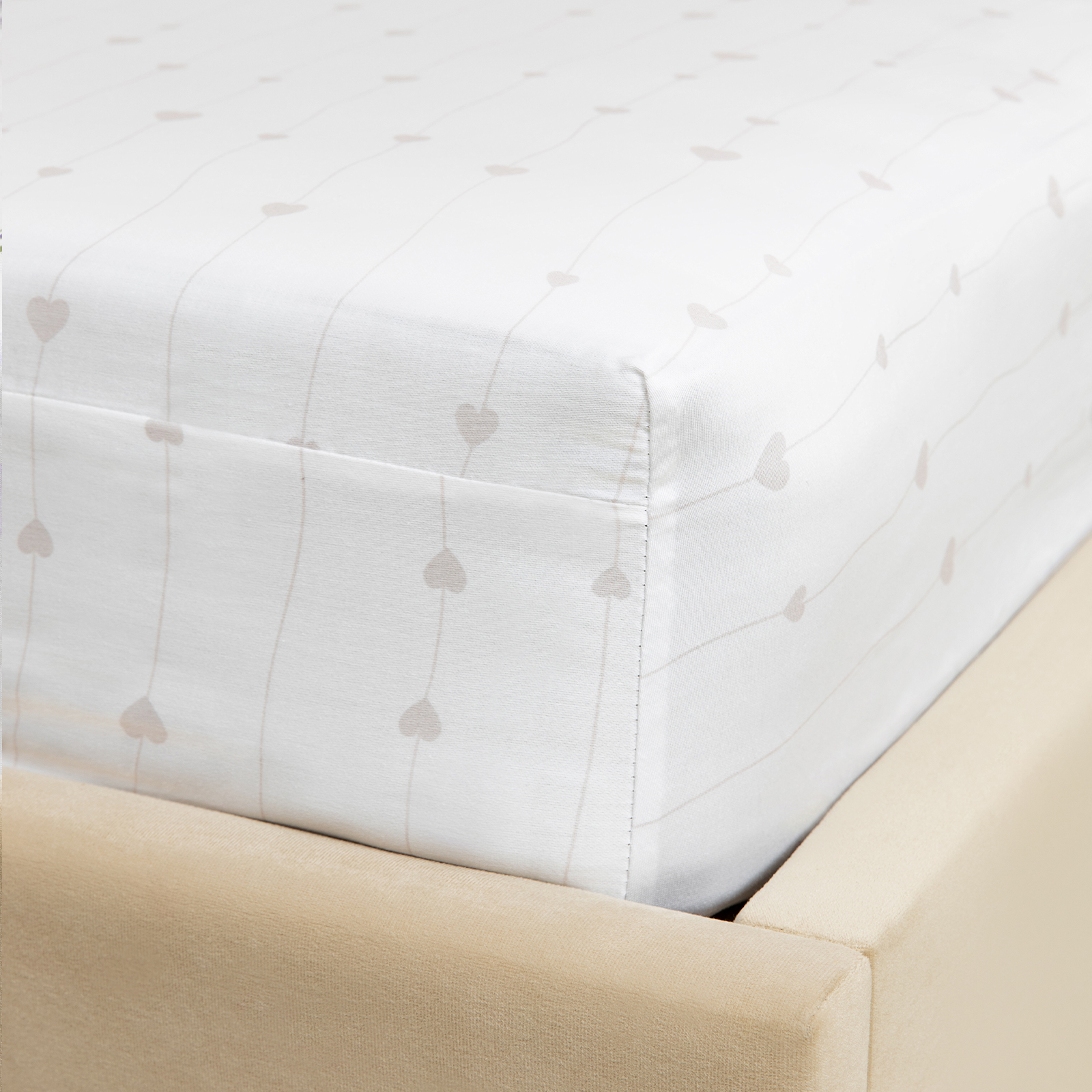 Простыня на резинке Сиреневая романтика